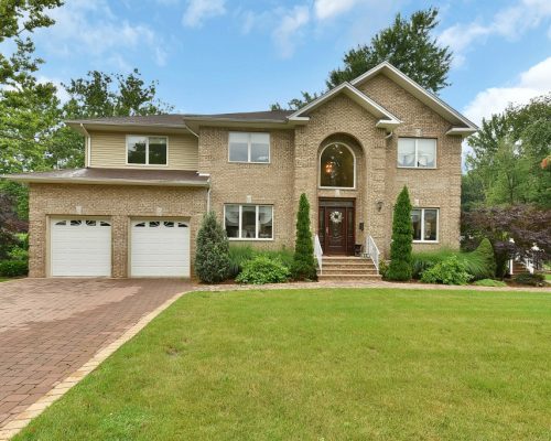 59 Lilac Lane Paramus, NJ 07652